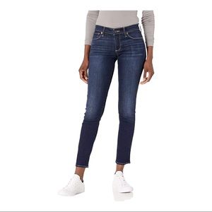Lucky Brand Sweet N Straight Jeans